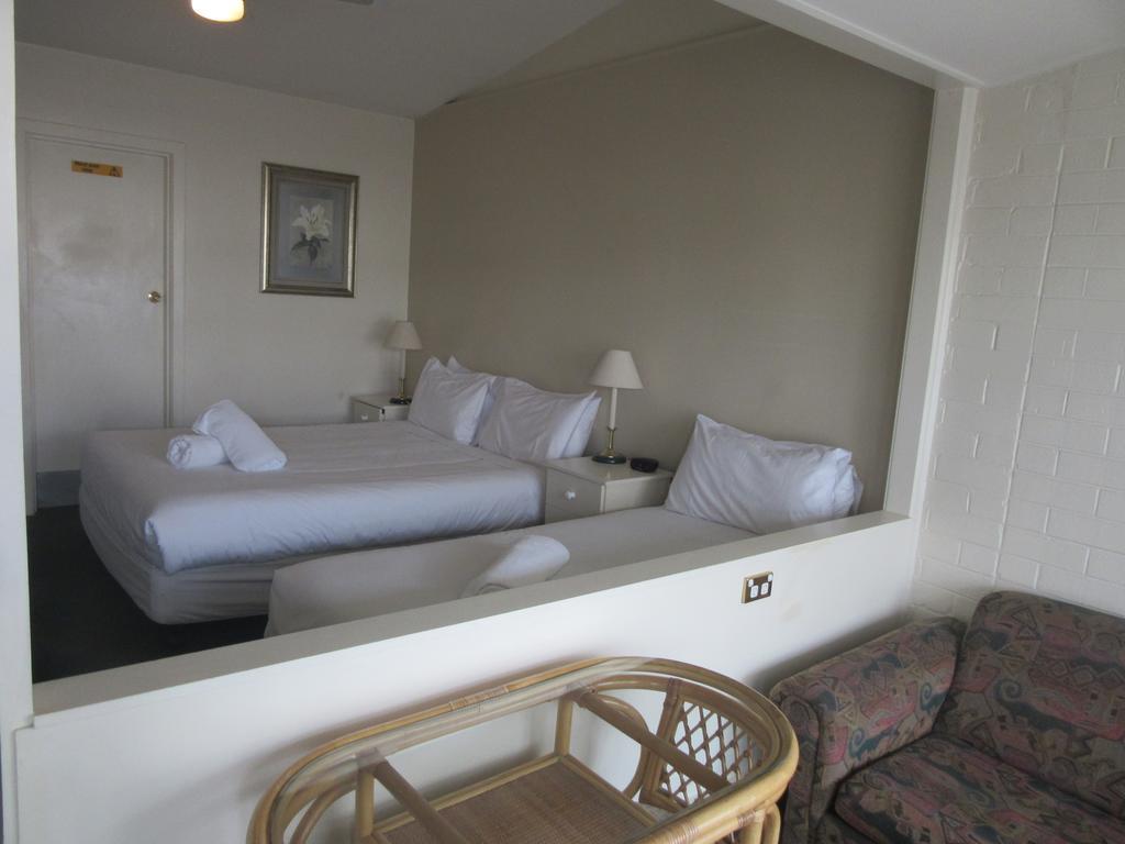 Abel Tasman Airport Motor Inn Launceston Exterior foto