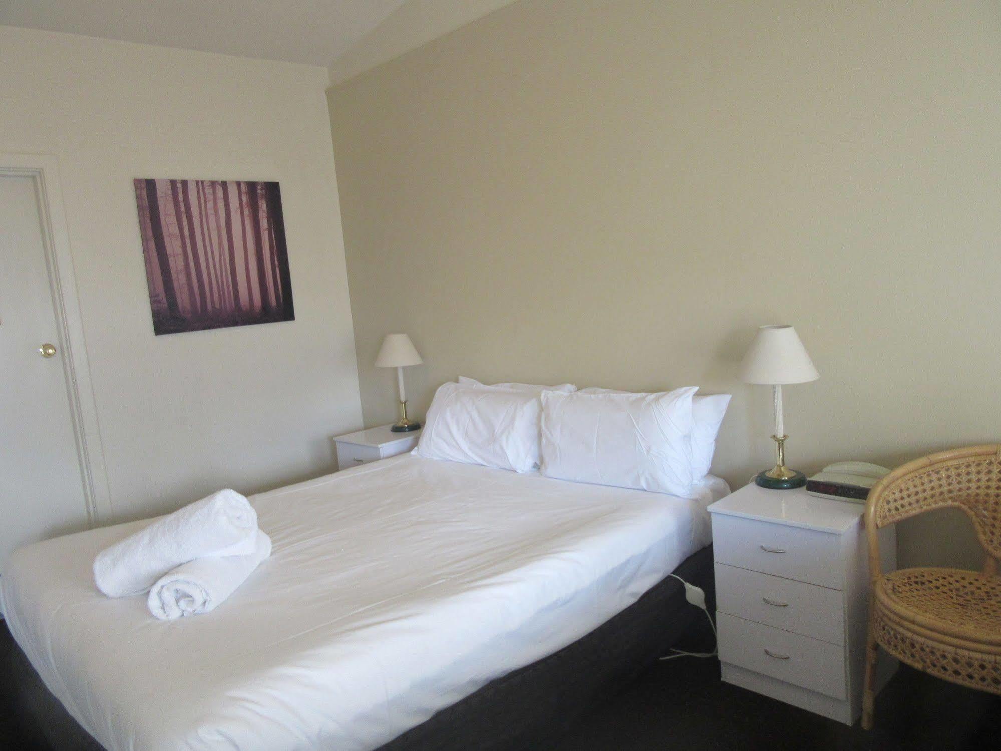 Abel Tasman Airport Motor Inn Launceston Exterior foto